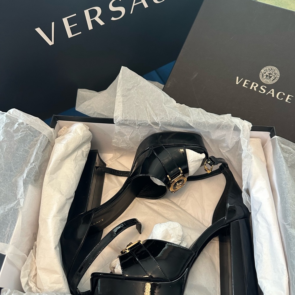 Versace Sandals - Picture 4 of 7